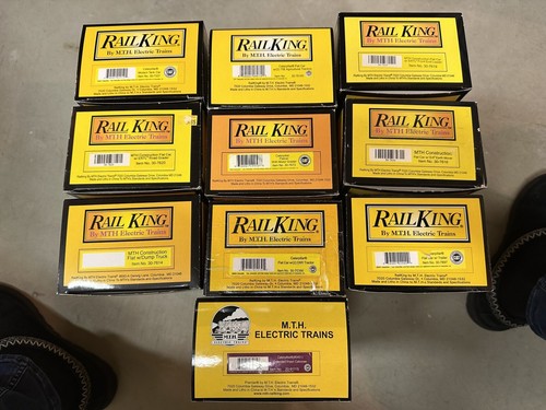 MTH Rail King 30-series Caterpillar O Gauge Flat Tank  Loader Caboose 10 Cars - Picture 10 of 15