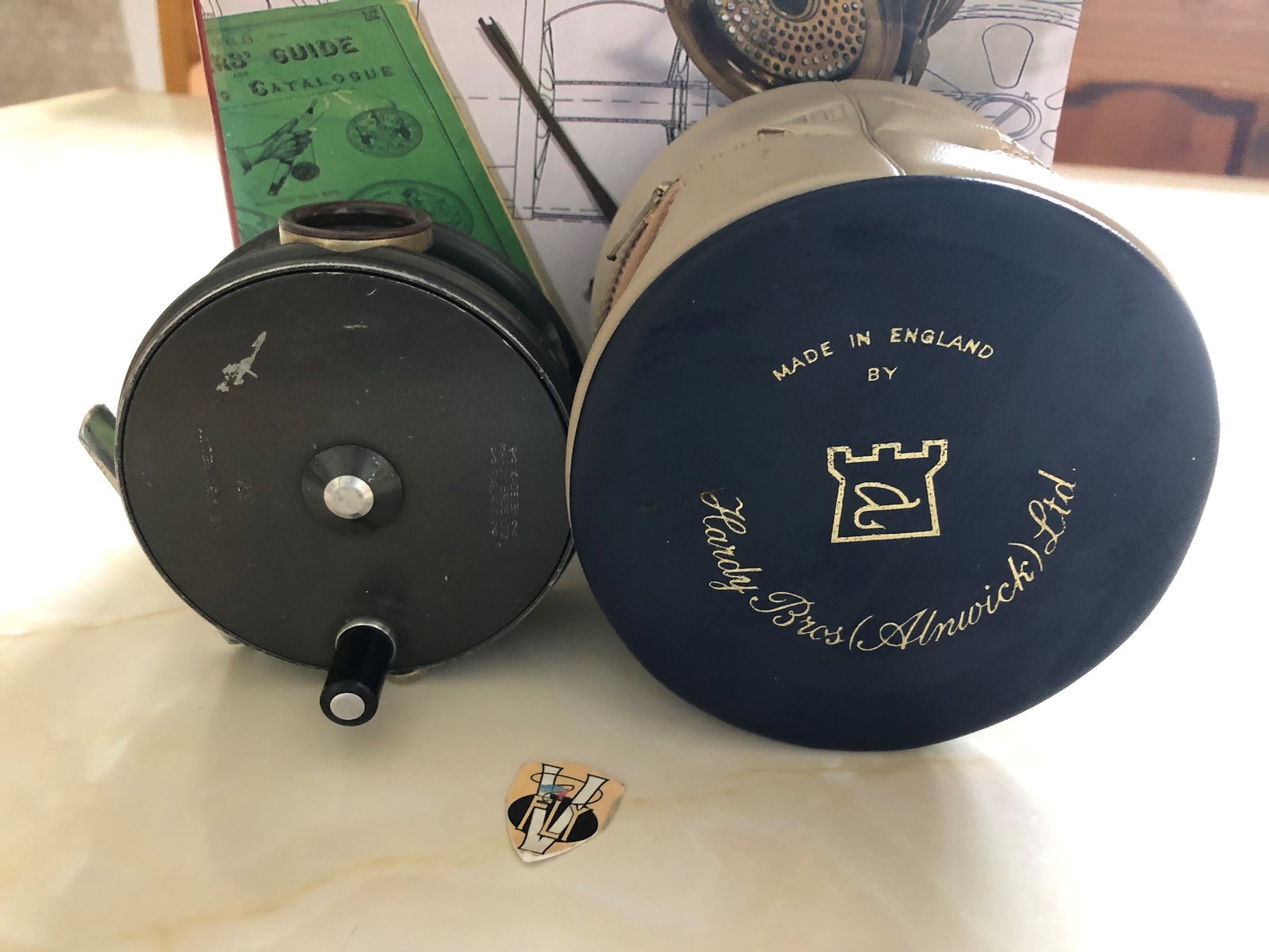 Hardy Perfect 3 5/8 Inch R H W Trout Fly Reel with Line Guard Fly Line & Case Hardy Perfect 3 5/8 Inch R H H H W Trout Fly Reel with Line Guard Fly Line & Case 1fd1b0