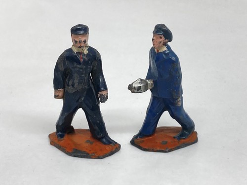 Railway Figures By Dinky Toys (N yel 233) Damage - Picture 1 of 8