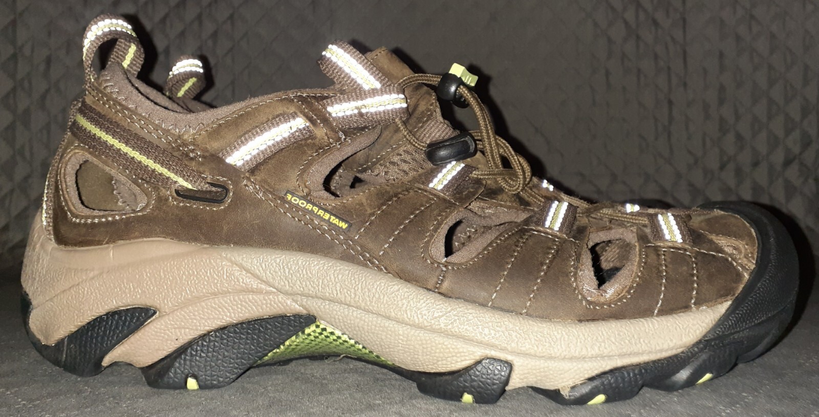 Sandali da trekking sportivi KEEN Whisper da donna marroni impermeabili US 9 5 UK 7 EU 40