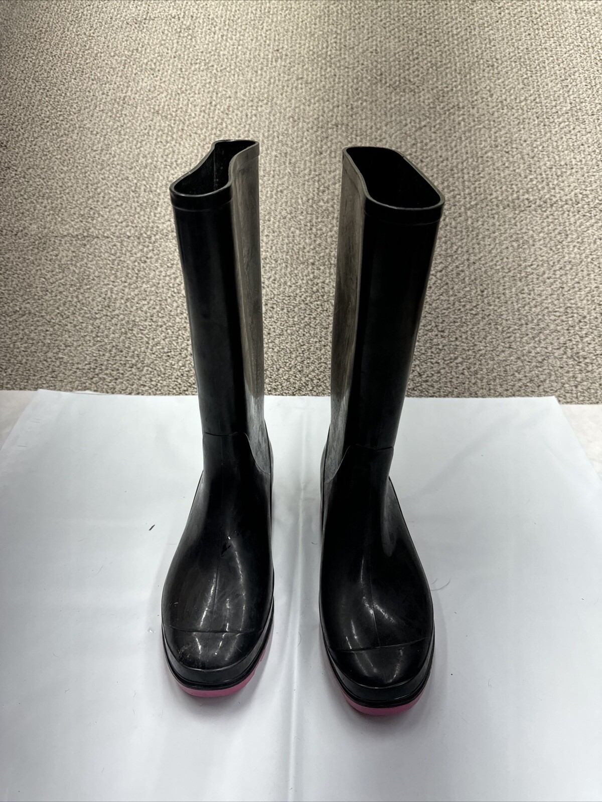 SINGETICO Women's Size 7 Rubber Rain Boots with Pink Sole-image