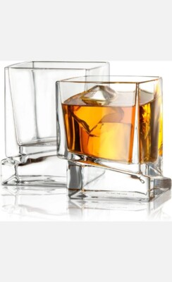 JoyJolt Carre Square Scotch Glasses Old Fashioned Whiskey Glasses 10-Ounce Ul...