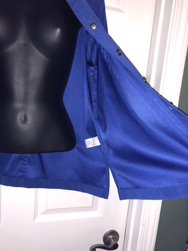 Giacca camicia top Tog Shop Petite L/S blu royal con bottoni e tasche tessuto morbido - Foto 4 di 10