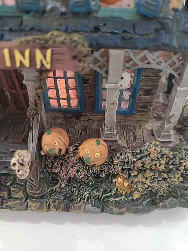 The Munsters Hawthorne Village "Lily's Inn" Halloween House 2004 Read Listing ⬇️ - Picture 16 of 24