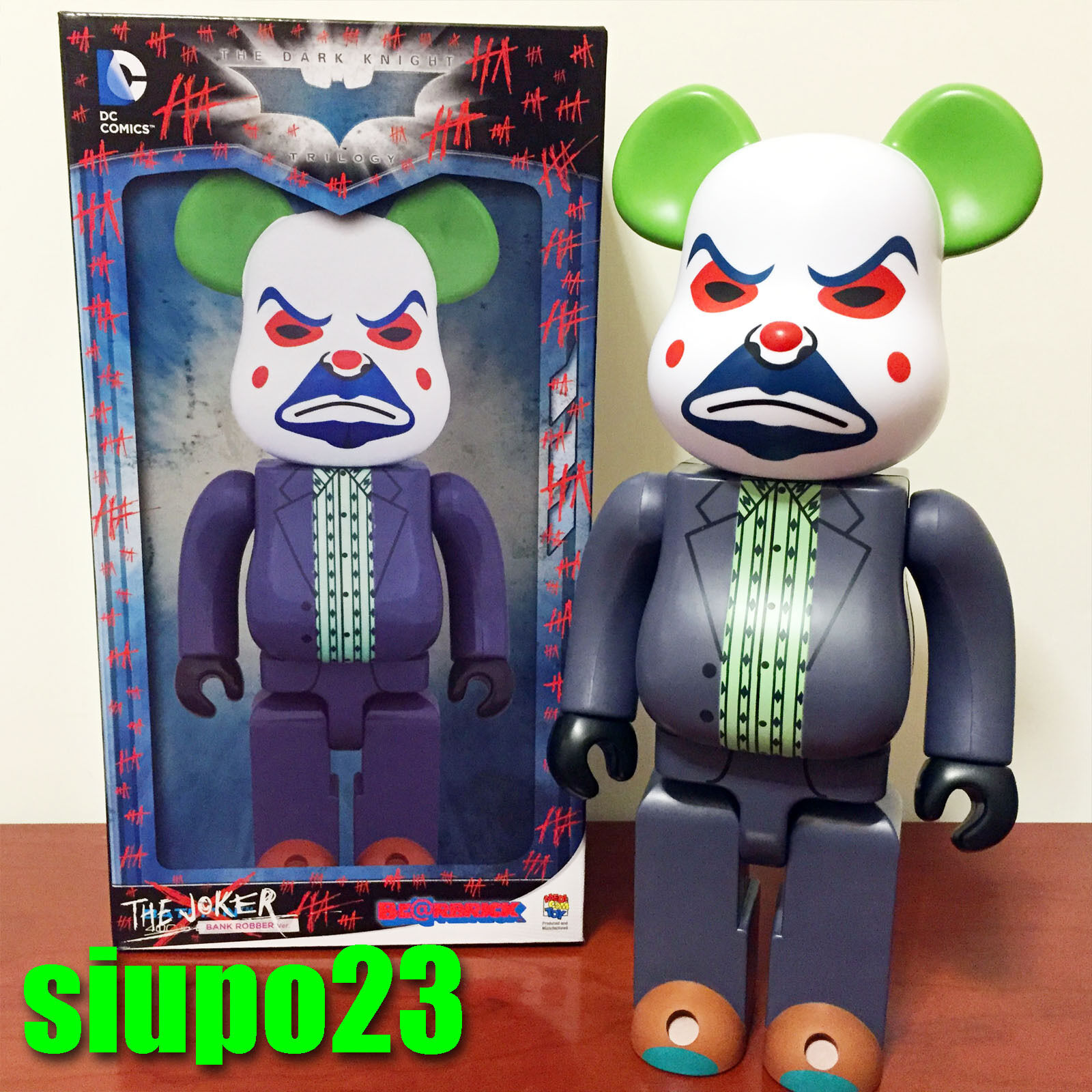 Medicom 400% Bearbrick ~ DC Comics The Joker Be@rbrick Bank Robber Ver  Batman