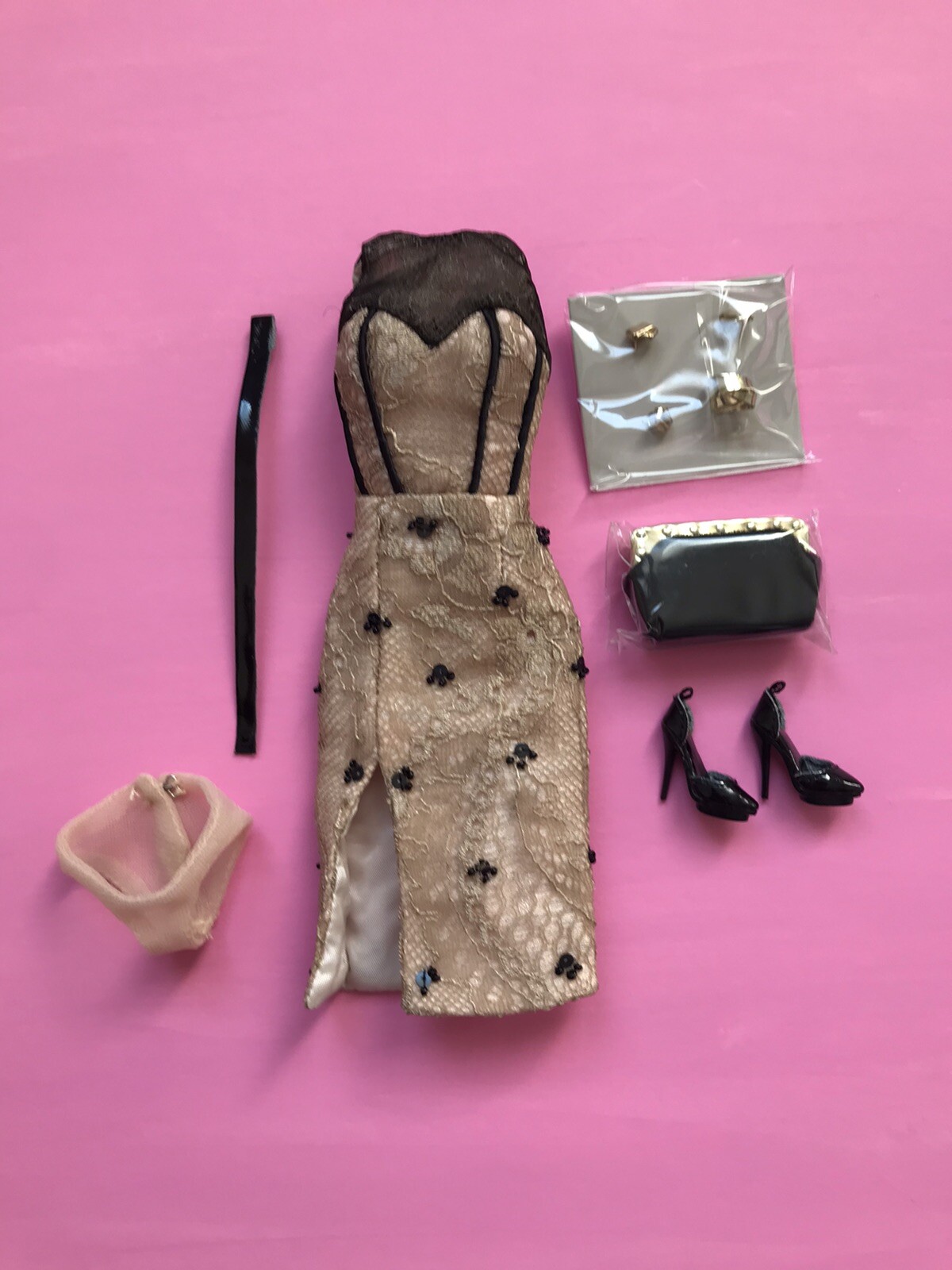 Tenue Natalia Contrasting Proposition pour Poupée Fashion Royalty FR2