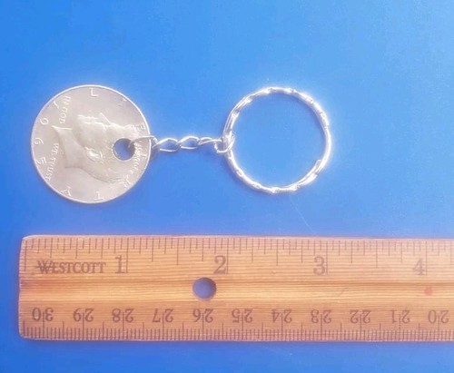 1965 John F Kennedy Half Dollar 40% Silver Coin Keychain - Picture 3 of 3