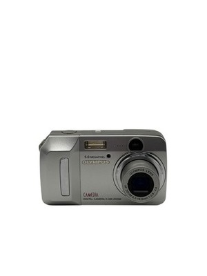 Olympus Camedia D-595 Zoom Digital Camera 5.0 MP 3X Optical Zoom Tested Works