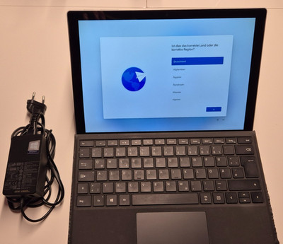 Microsoft Surface Pro Gen. 5  (2018) i5 7300U, 8 GB RAM, 256 GB SSD, LTE 4G