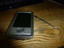 PalmOne life drive mobile handheld With Stylus Weak Battery