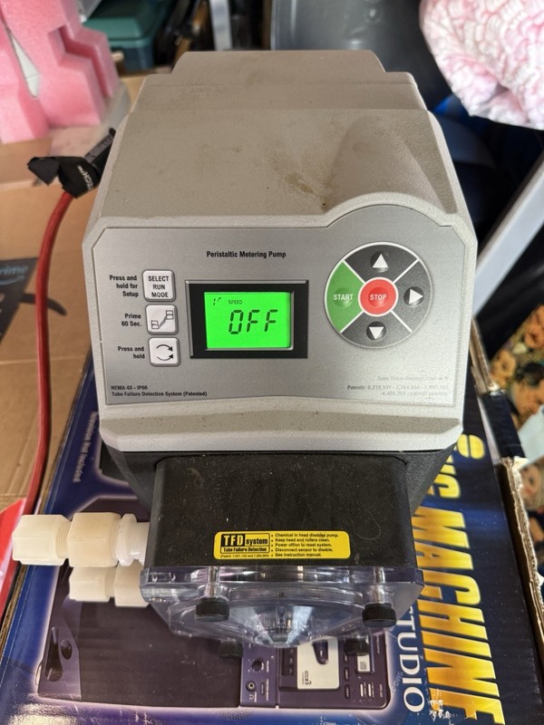 Flex-Pro Peristaltic Pump 74204-18 13.8 GPH Turns On Buttons Work