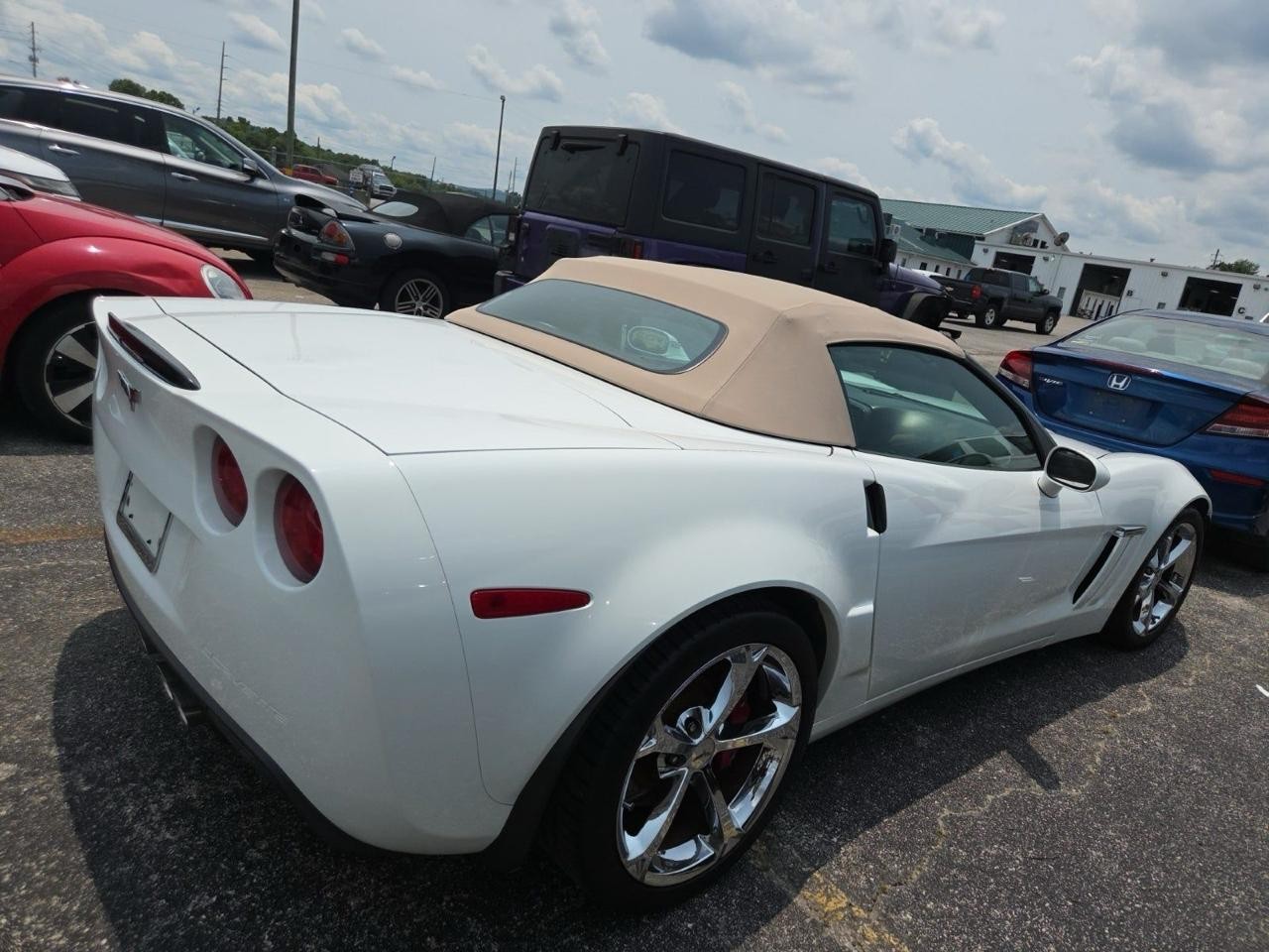 2012 White Chevrolet Corvette   | C6 Corvette Photo 3