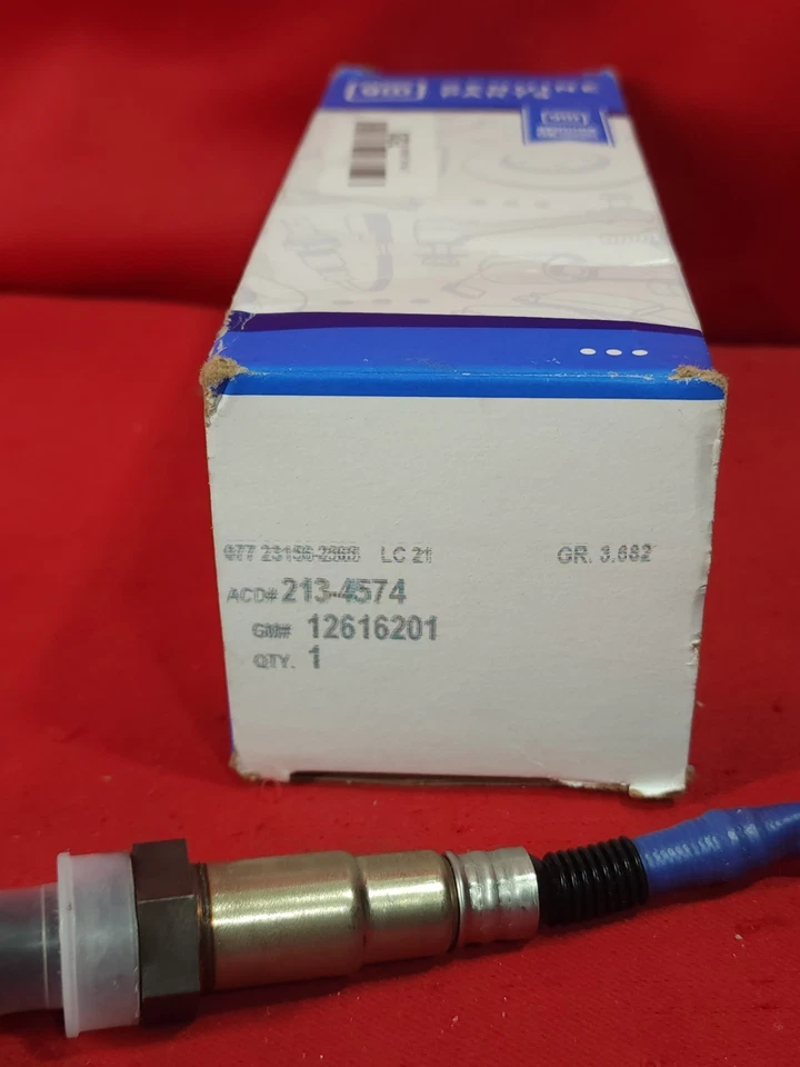 正品通用氧气传感器 12616201 适用于 2010 - 2011 凯迪拉克 CTS 雪佛兰科迈罗 — 第 3/4 张图片