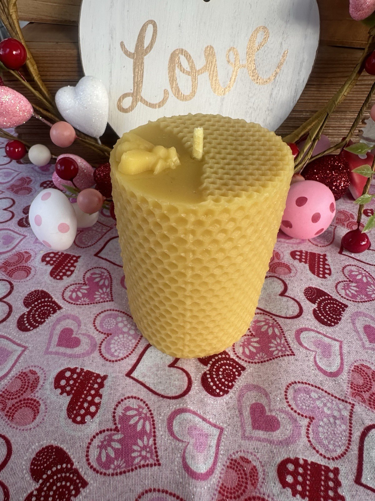 Pure Beeswax Small Bee Pillar Candle