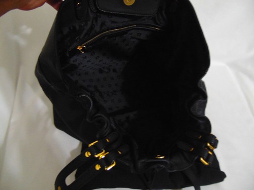DKNY Karen Medium Drawstring Tote TH415 $328 - Picture 8 of 9