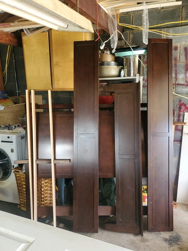 Marco de cama Queen madera maciza mediados de siglo moderno granja estilo campo con cabecero Foto 2 de 2