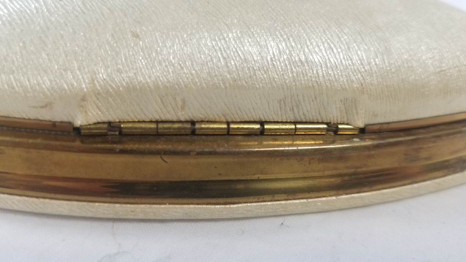 Vintage Sheaffers Gold/Ivory Rounded Pen Pencil Gift Box Case