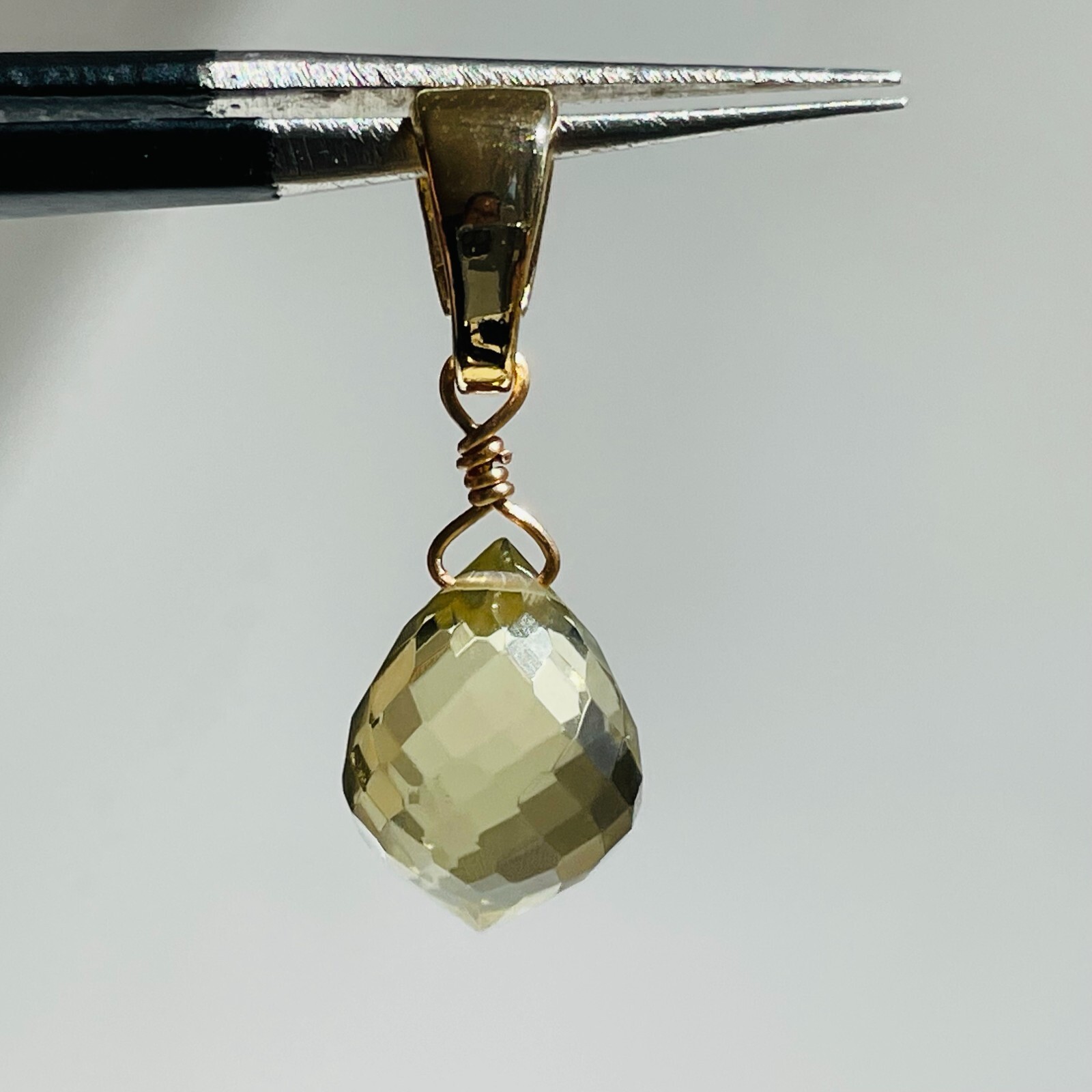 Pendentif or jaune 18ct et citrine véritable bijou fait main pierre fine naturelle facettée