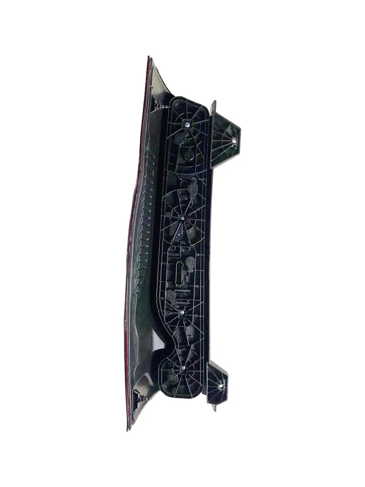 Lámpara de luz trasera lateral derecha pasajero para Mercedes/Freightliner Sprinter 19-24 Foto 2 de 4