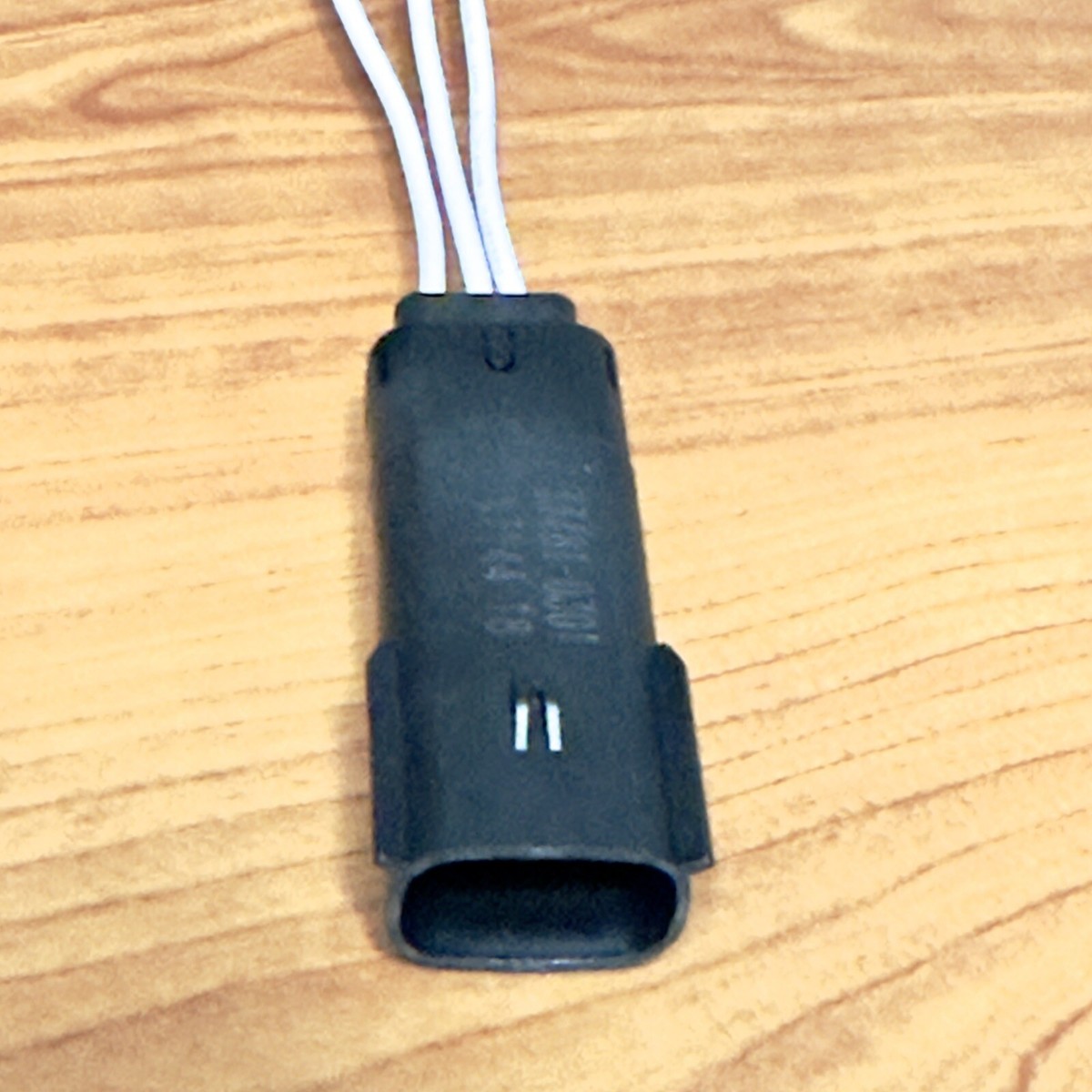 Assembled Namz Male Black 3 Pin connector NM-33481-0301 2120