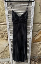 NWT Banana Republic Black V Neck Pleated Cocktail Dress Size Petite 6