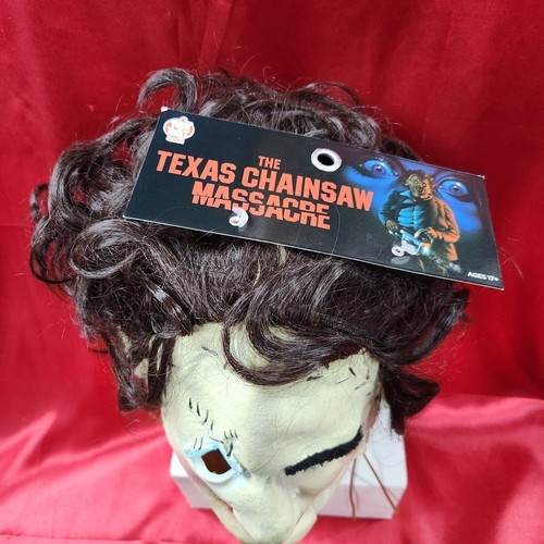 Texas Chainsaw Massacre Leatherface Pretty Woman Maske (Vinyl) - Süßes oder Saures - Bild 4 von 23