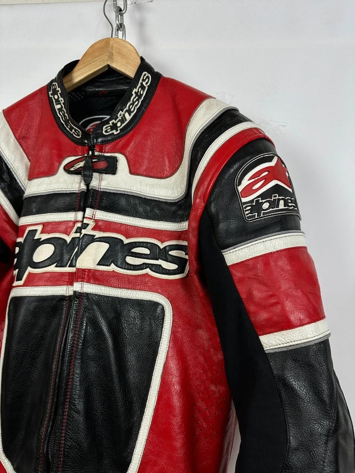Terno de Moto Masculino Alpinestar Couro Profissional Superbike Tamanho 50 - Imagem 4 de 4