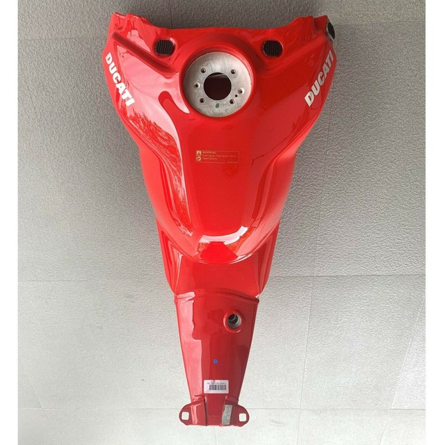 Ducati Panigale V4 V4S OEM Red Fuel Gas Tank Like New Only 7 miles! 2018 2020 eBay