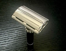 Vintage 1971 Gillette Super 84 Adjustable Safety Razor/RARE “Q” Date Code
