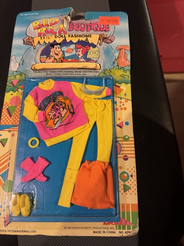Vintage 1987 Bed Rock Boutique Fashion Set by Toys International Ltd. New
