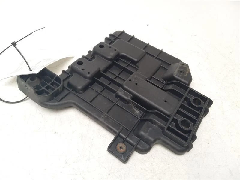2012 KIA SOUL BATTERY TRAY - Image 3 of 4