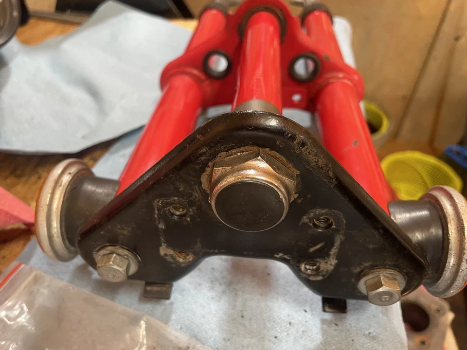 Horquilla delantera Honda Hobbit PA 50 PA50 PA50-II 1979 triple árbol árboles Foto 3 de 4