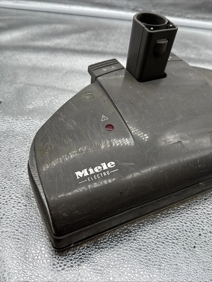 Boquilla eléctrica de vacío Miele SEB205. s1 Foto 2 de 4
