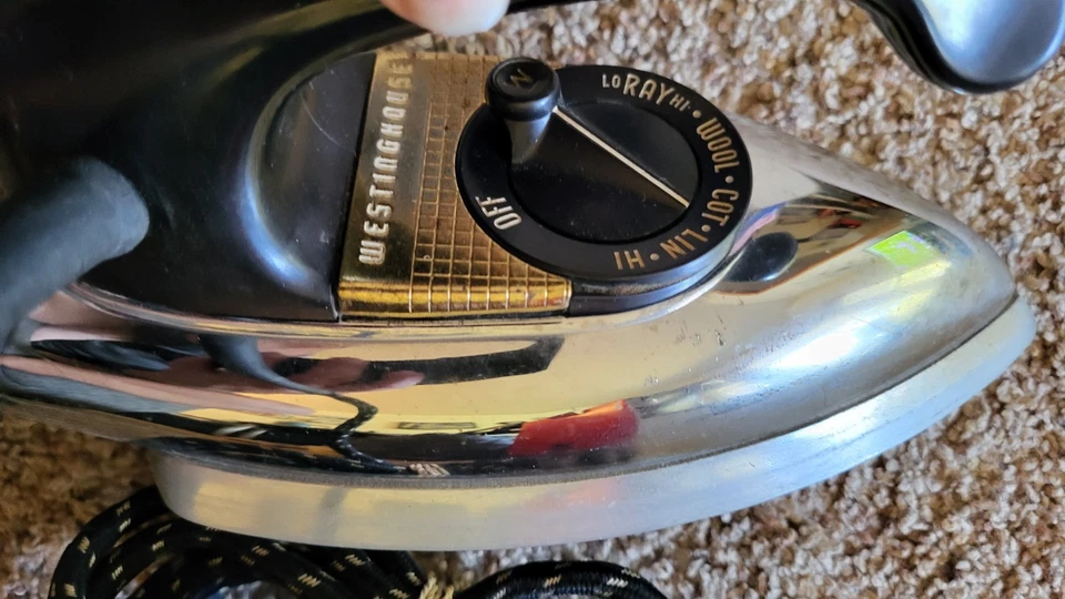复古 Westinghouse Adjust-O-Matic "The Iron That Clicks" 型号 ID 513 — 第 3/4 张图片