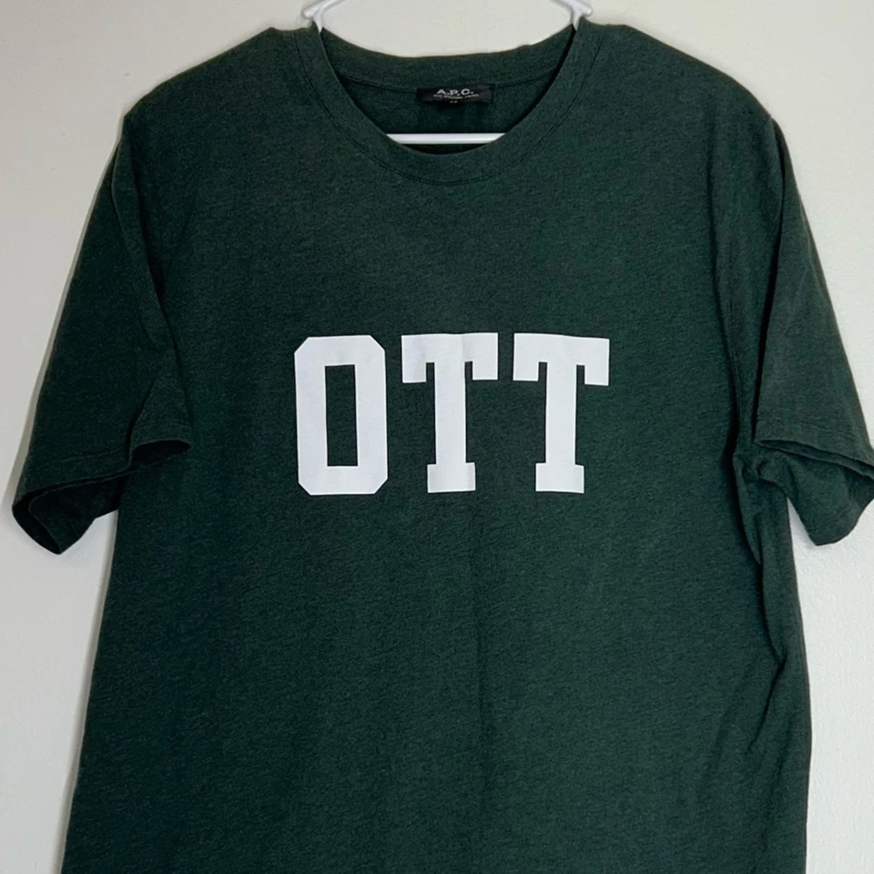 A.P.C. Camiseta Algodón Slim Fit 'OTT' Estampado Algodón Verde Jaspeado Talla XL USADA EN EXCELENTE ESTADO Foto 2 de 4