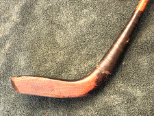 Mc EWAN, LONG NOSE, PUTTER, 1880, Hickory Golf Club.....33  OFF BOOK VALUE