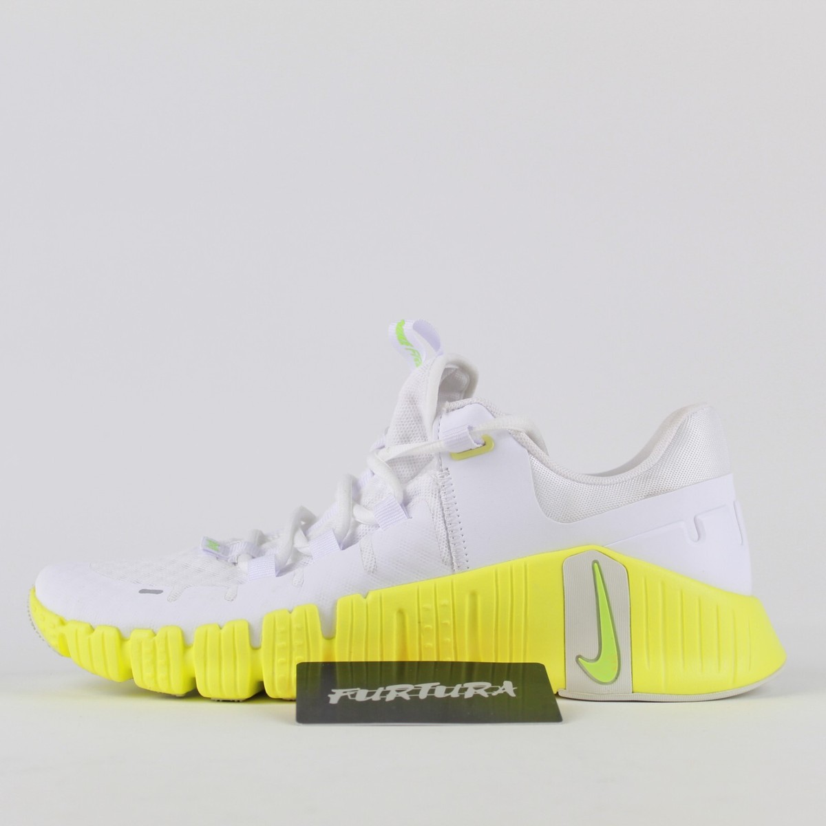 Nike Refurbished Free Metcon 5 DV3950-106 Women's Size 9 Shoes