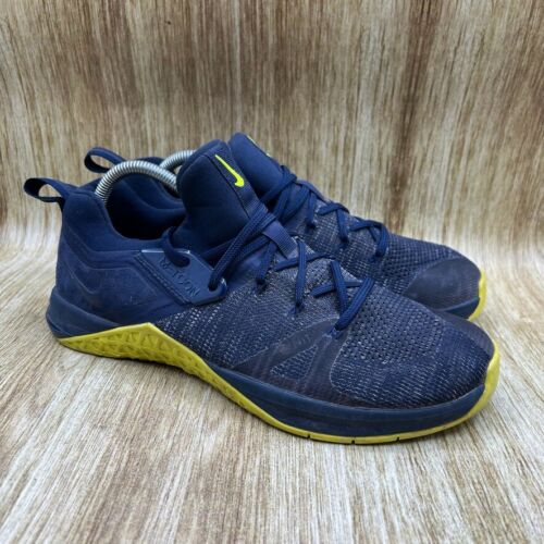 Nike Metcon Flyknit 3 Men's Size 10 Blue Weightlifting Shoes Sneakers AQ8022-407
