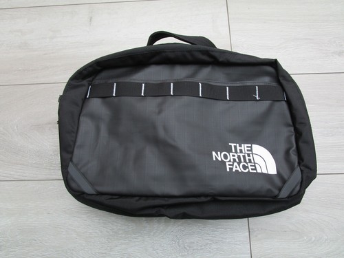 The North Face Base Camp Voyager Sling Cross Body Bag Backpack Black BNWOT New - Picture 2 of 21