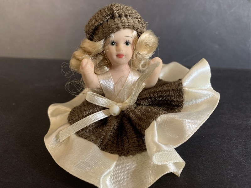 Cameo Kids Porcelain Doll Brown & Ivory Dress, 2.5” Tall, Beautiful Doll MINT