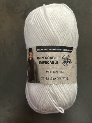 Loops & Threads Impeccable White Acrylic Yarn Color #01005 Bulky 4.5 oz 285 Yard