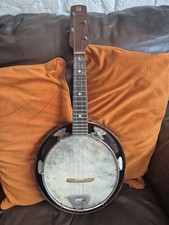 Barnes & Mullins 4 String Banjolele