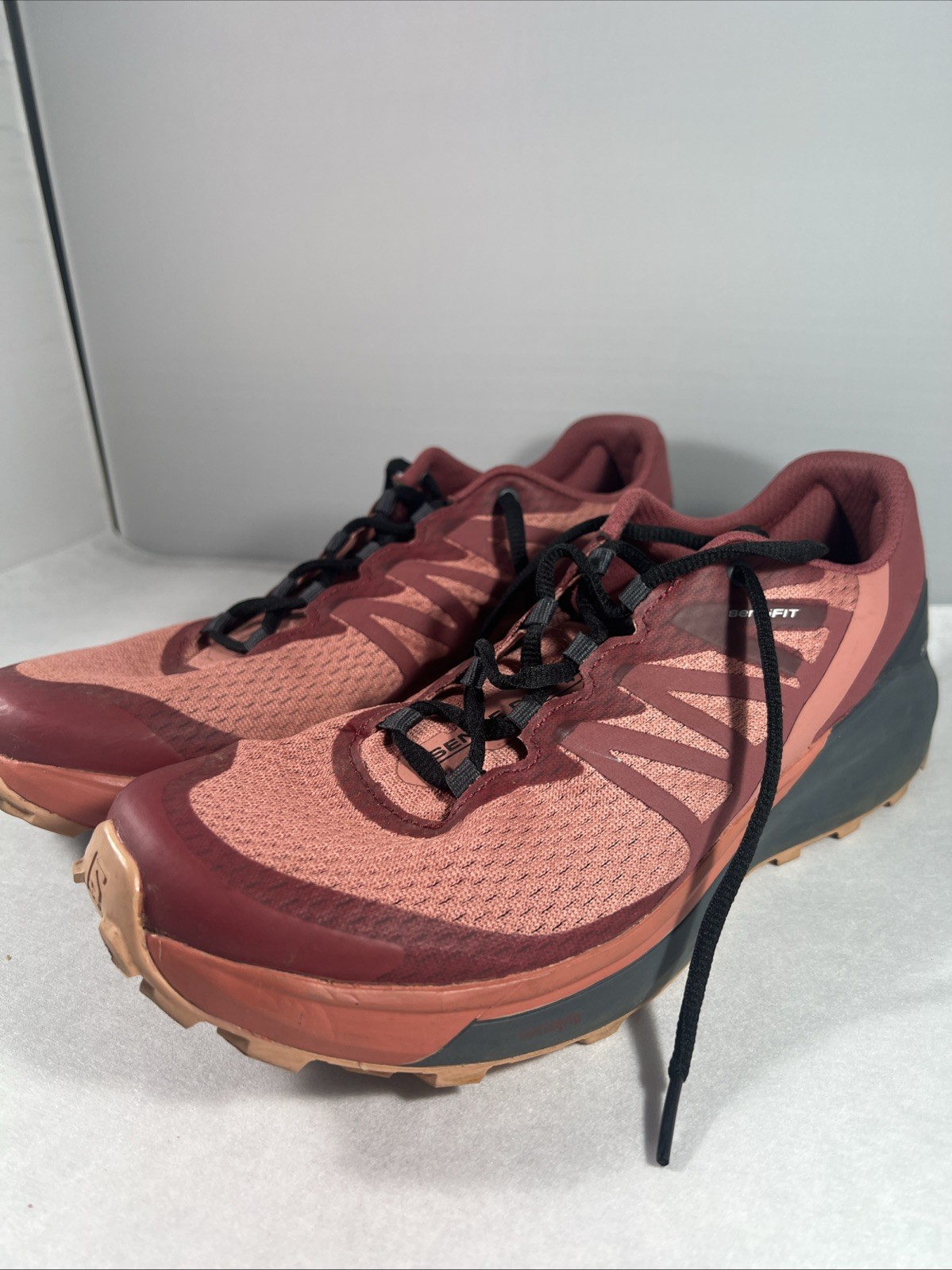 Scarpe da trail running Salomon Sense Ride 4 da donna taglia USA 10 5 ha lacci... Leggi