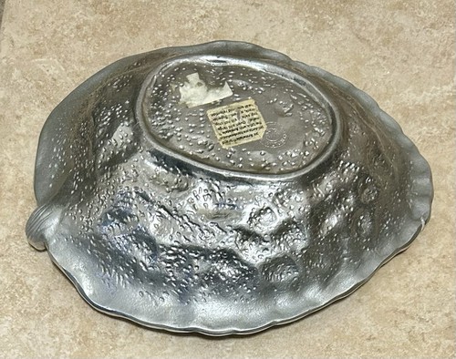 Wilton Armetale RWP 353714 Grape Leaves Lge Bowl USA~11 x 9.25 x 2.25~Pristine - Picture 4 of 6