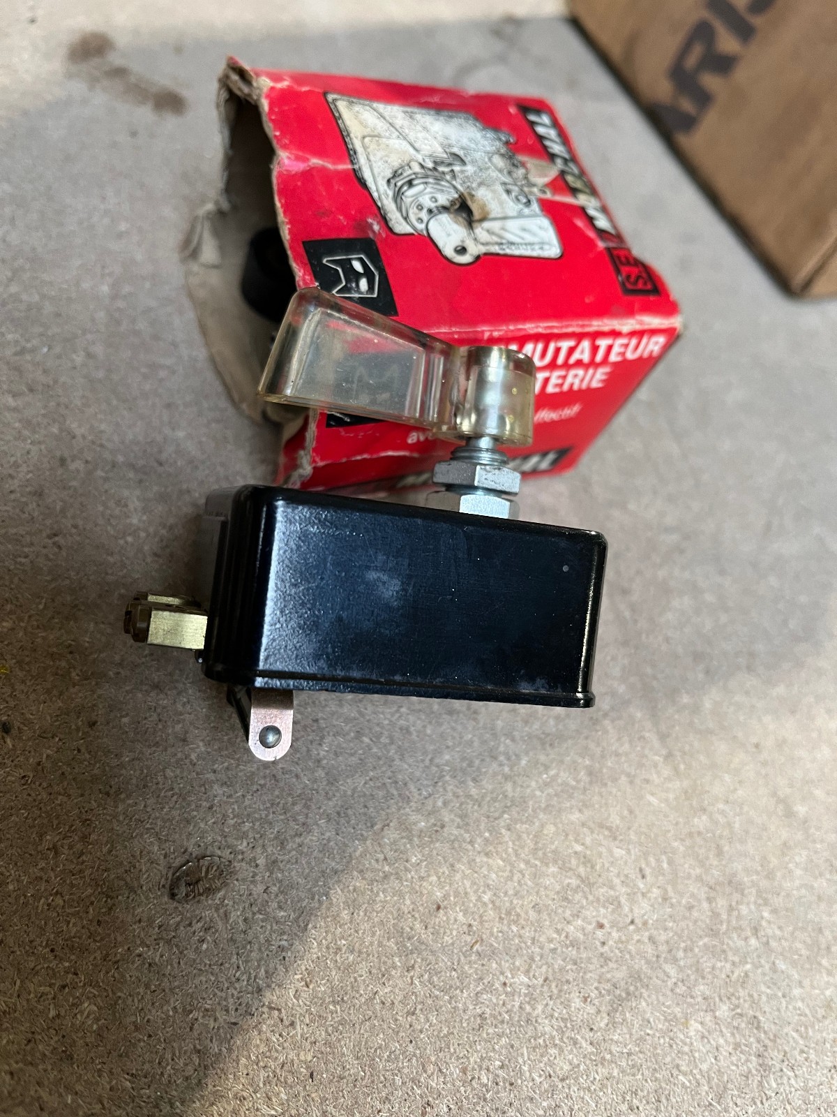 Commodo clignotant Marchal 6603 neuf pour passer le controle technique en Renault HY