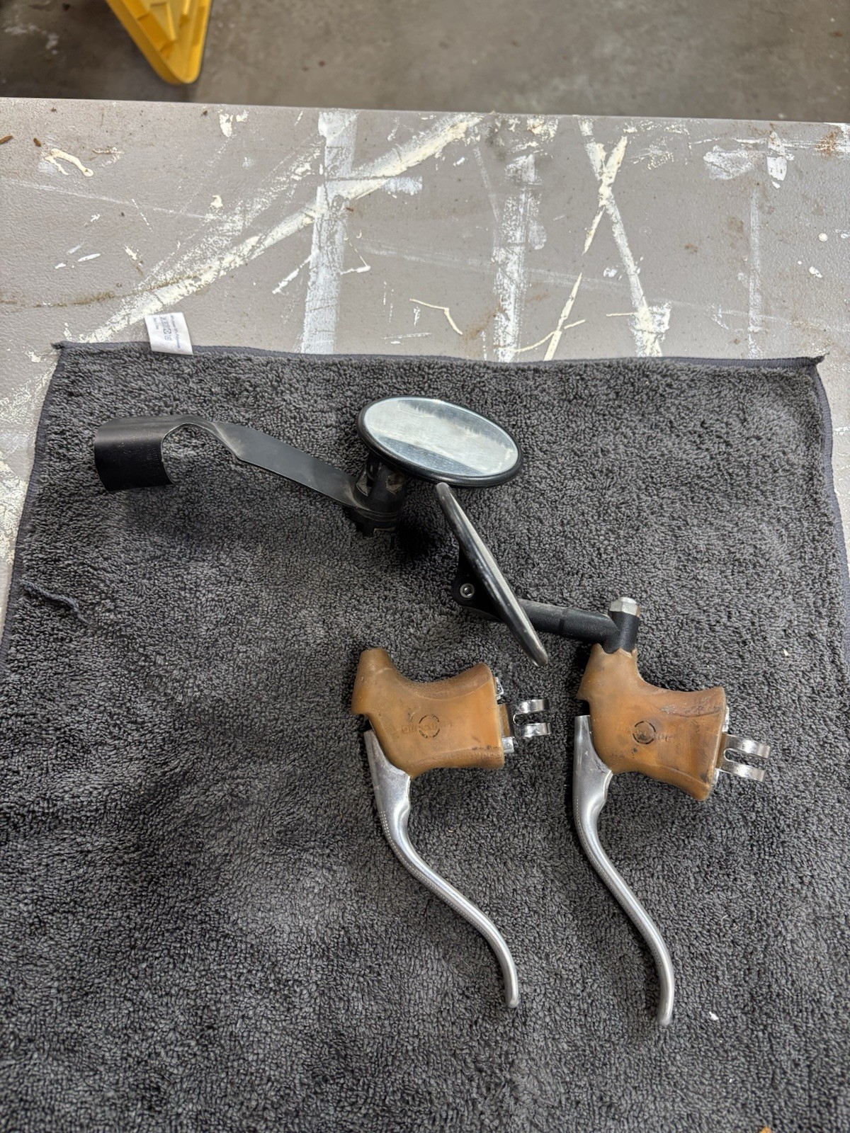 Mid 1980’s Vintage DIA-COMPE Non-Aero Road Brake Lever Set With Mirrors, WOW!!!