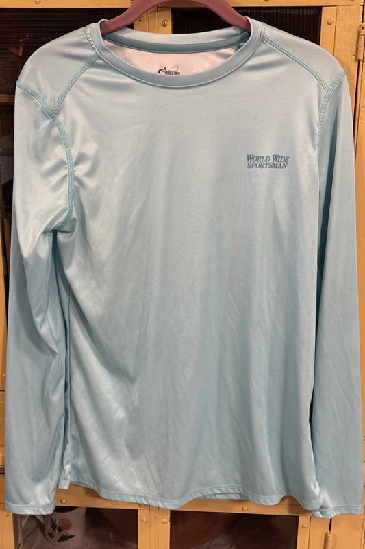 World Wide Sportsman Women's Long-Sleeve Crew Small