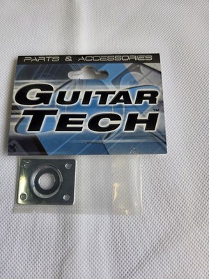Quadratische Metall Klinkenplatte für E-Gitarren (JP20) Chrom von Guitar Tech