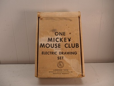 1960s Walt Disney Electric Drawing Set by Lakeside in Original Box TESTED