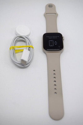 Apple Watch SE (2. Gen.)  GPS   44mm Aluminiumgehäuse  Polarstern  Sportarmband
